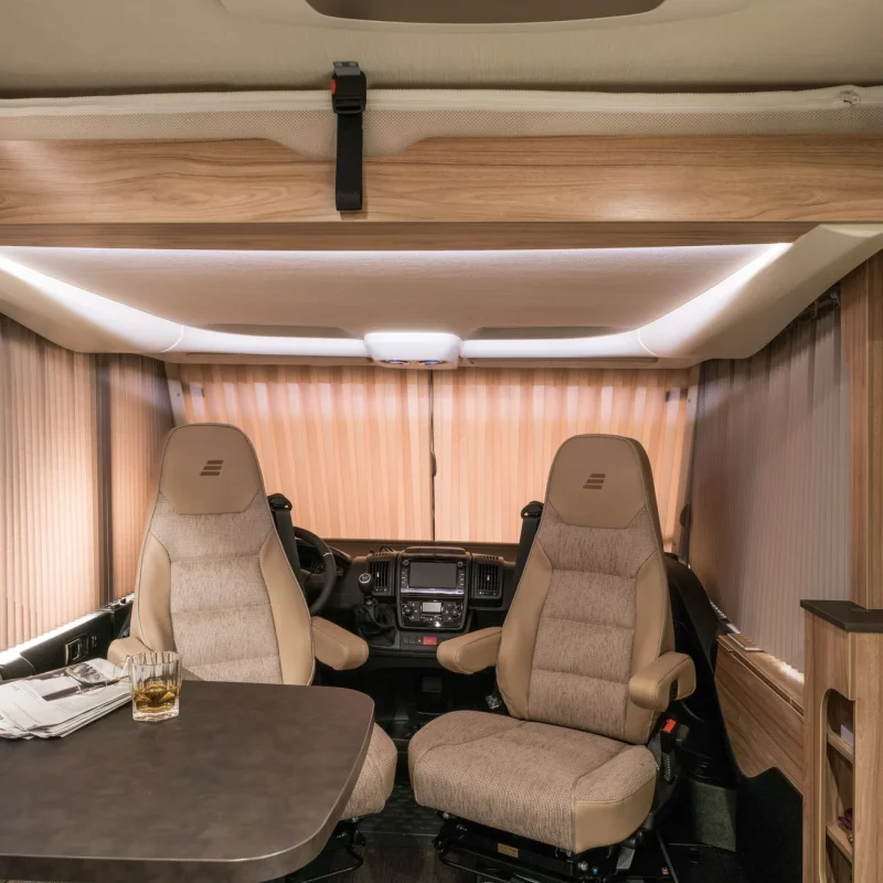 hy17_exi588_silber_chia_san_interior_rollos_in_funktion