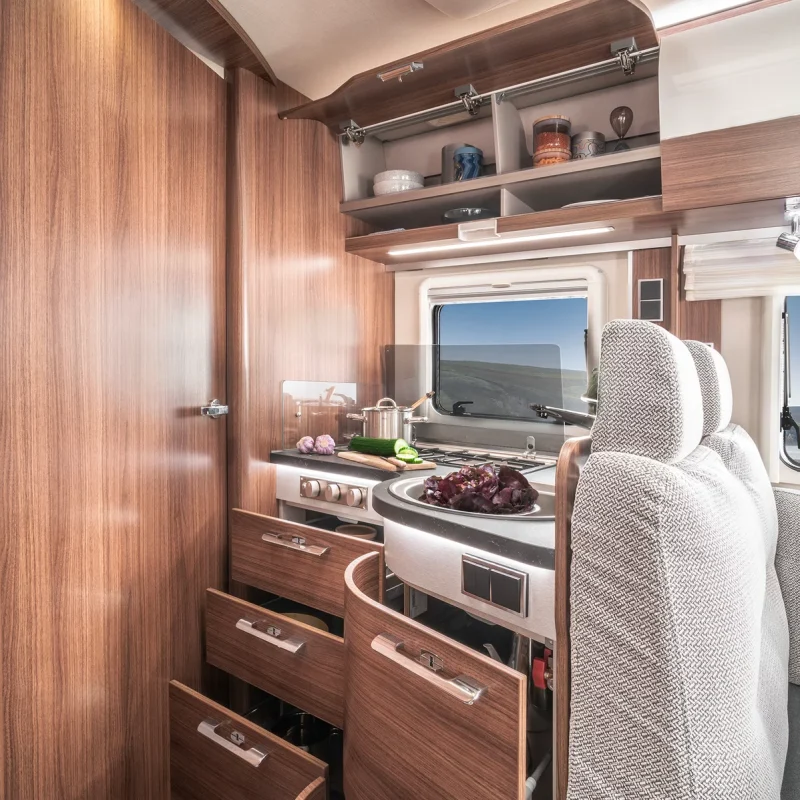 hy19_bmci_680_i_kit_noc_kueche_100dpi